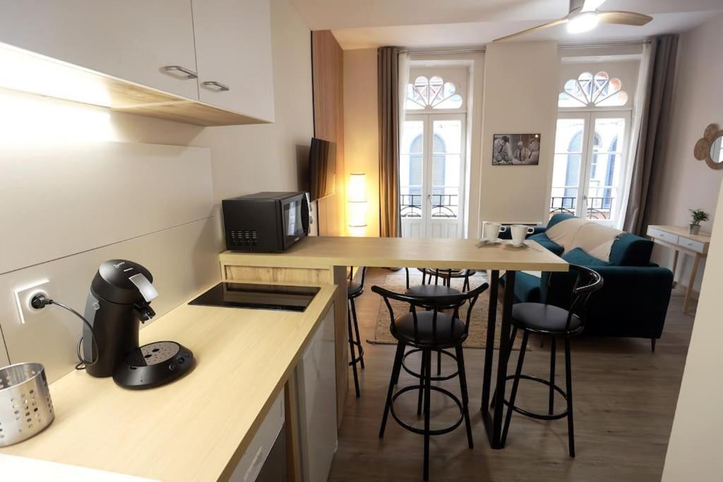 Chez Juliette, Proche Place Nationale Avec Parking Montauban Extérieur photo
